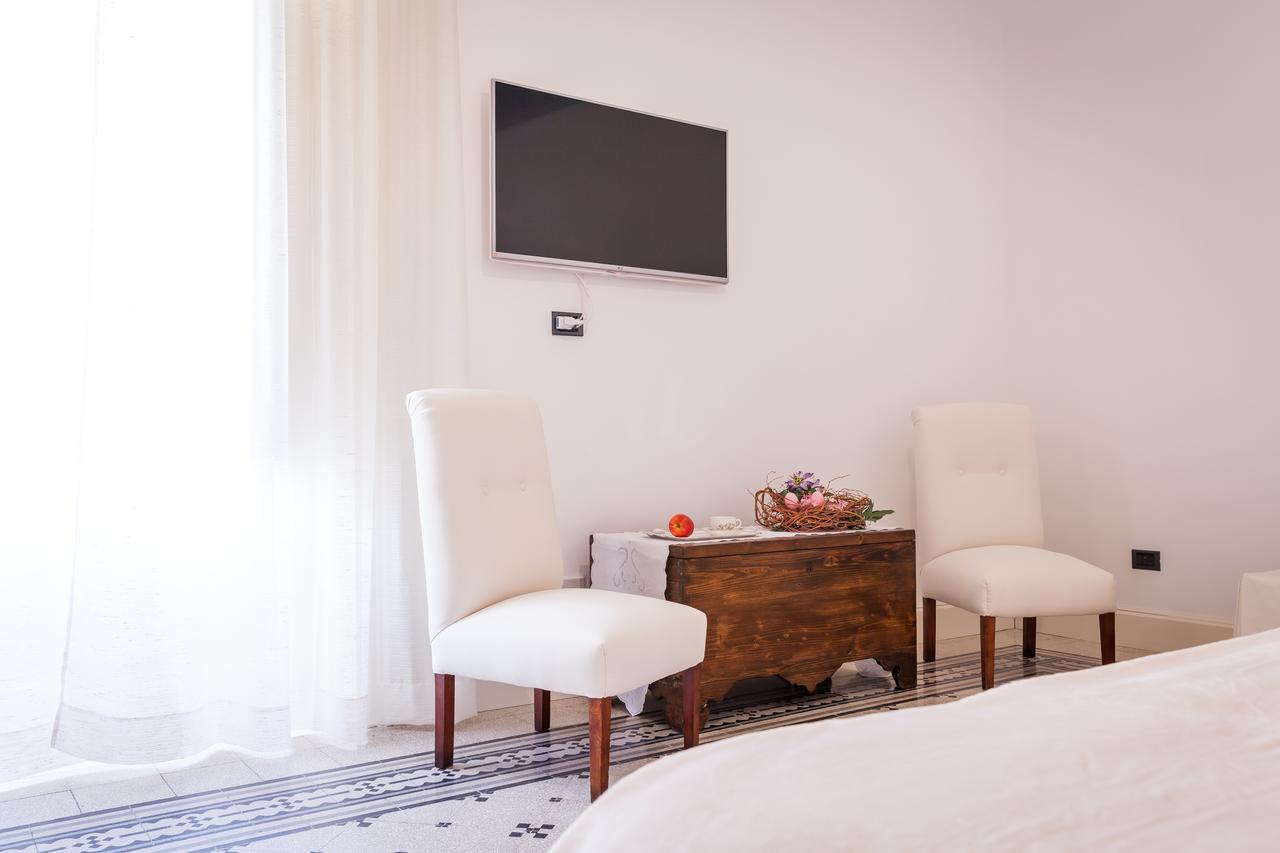 Bed and Breakfast Palazzo Montalbano Шикли Экстерьер фото